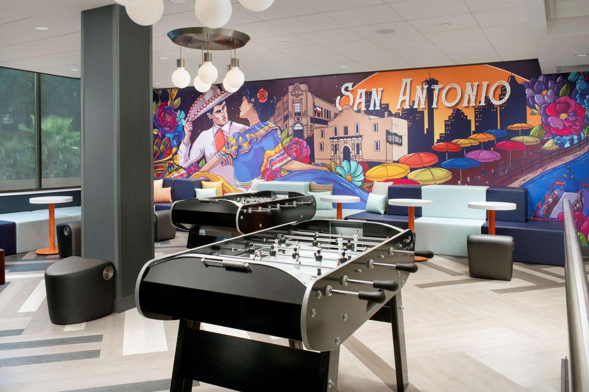 Tru By Hilton San Antonio Downtown Riverwalk Exterior photo